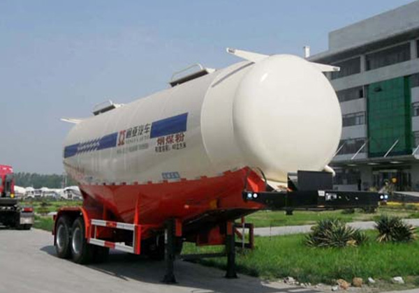 低密度粉粒物料運輸半掛車